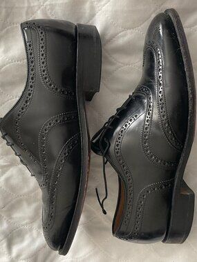 Johnston & Murphy Stratton Wingtip Oxfords Black Calfskin Size 8 3E (Extra Wide)